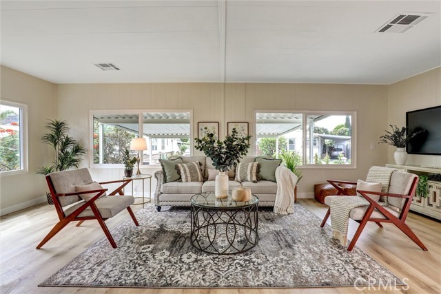Detail Gallery Image 4 of 44 For 32742 Alipaz St #94,  San Juan Capistrano,  CA 92675 - 3 Beds | 2 Baths