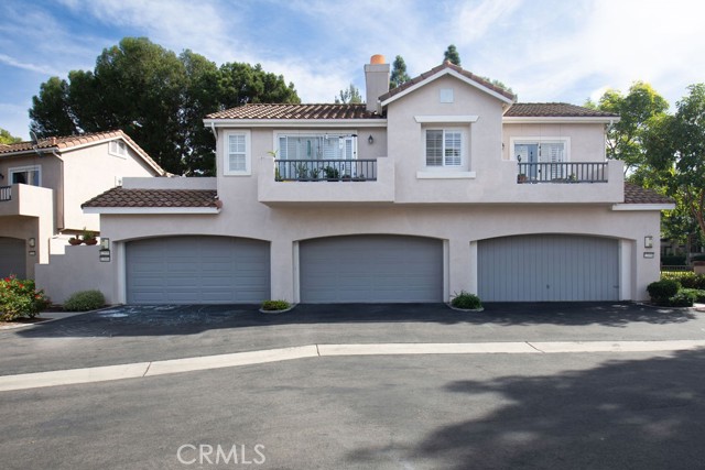 Detail Gallery Image 1 of 37 For 12690 Homestead, Tustin,  CA 92782 - 2 Beds | 2/1 Baths