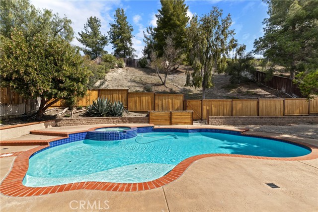 Detail Gallery Image 24 of 31 For 24576 Jacarte Dr, Murrieta,  CA 92562 - 3 Beds | 2/1 Baths