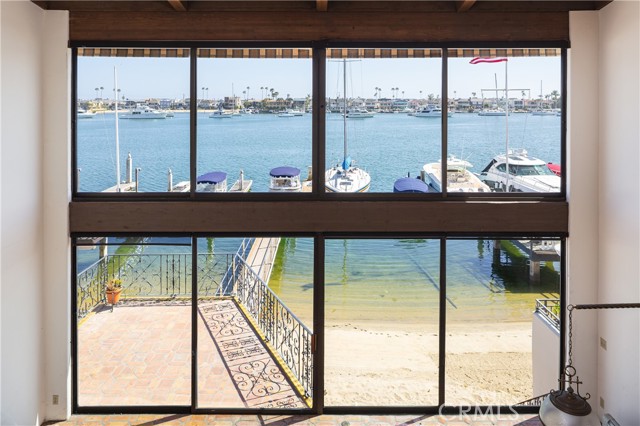 809 Via Lido Soud, Newport Beach CA: https://media.crmls.org/medias/fed99a81-1c1f-4dae-821b-c306a4f51eb6.jpg