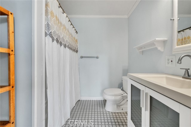 8213 Ocean View Avenue, Whittier CA: https://media.crmls.org/medias/feda59a5-0049-4070-af0e-a29f64c59f4b.jpg