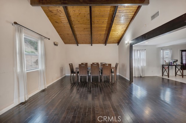 Detail Gallery Image 6 of 35 For 14962 Genoa, Sylmar,  CA 91342 - 4 Beds | 2 Baths