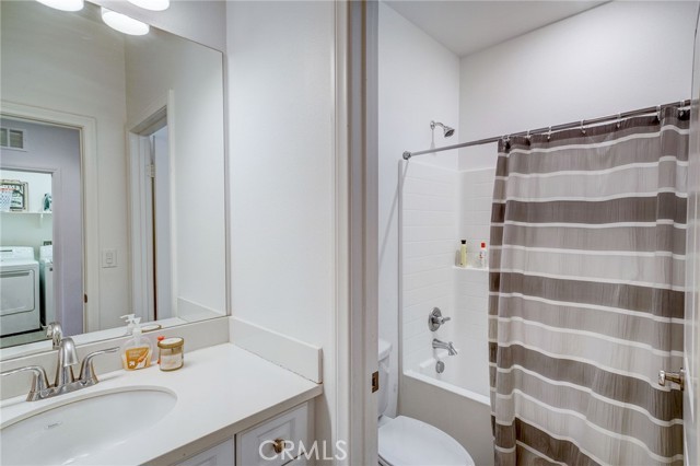 Detail Gallery Image 24 of 54 For 2894 E via Fiano, Ontario,  CA 91764 - 3 Beds | 2/1 Baths