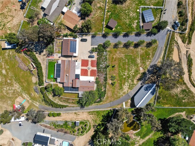 Detail Gallery Image 6 of 73 For 36020 Valencia Way, Temecula,  CA 92592 - 4 Beds | 3 Baths