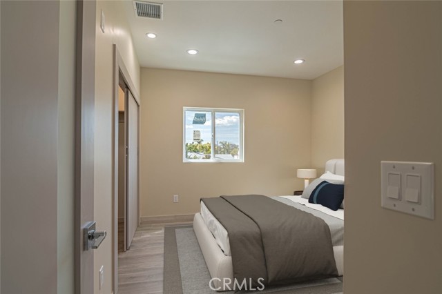 Detail Gallery Image 28 of 50 For 18748 Collins St, Tarzana,  CA 91356 - 4 Beds | 3 Baths