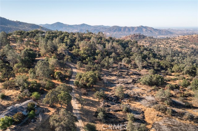 34689 Whispering Springs Lane, Tollhouse CA: https://media.crmls.org/medias/fedc87ba-5b31-4d72-92c8-3e74fbeac96f.jpg