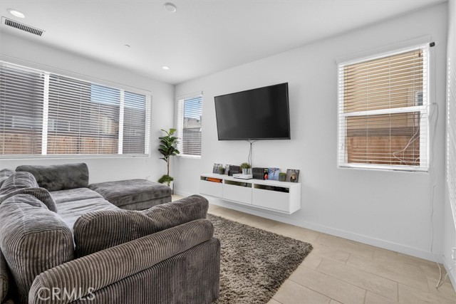 Detail Gallery Image 10 of 32 For 824 Katelyn Ave, Madera,  CA 93636 - 3 Beds | 2/1 Baths