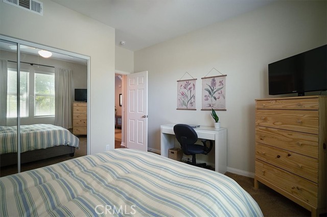 Detail Gallery Image 8 of 44 For 32804 Red Carriage Rd, Winchester,  CA 92596 - 5 Beds | 3 Baths