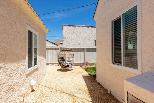 Detail Gallery Image 37 of 44 For 3301 Falcon Ave, Long Beach,  CA 90755 - 2 Beds | 1 Baths