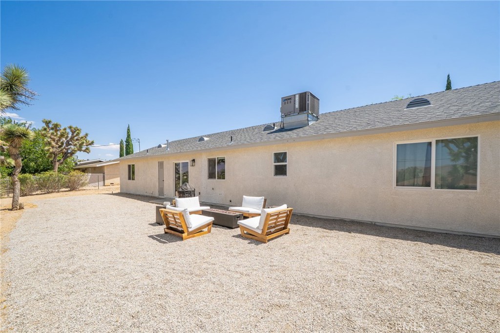 MLS #OC25265495 image #33