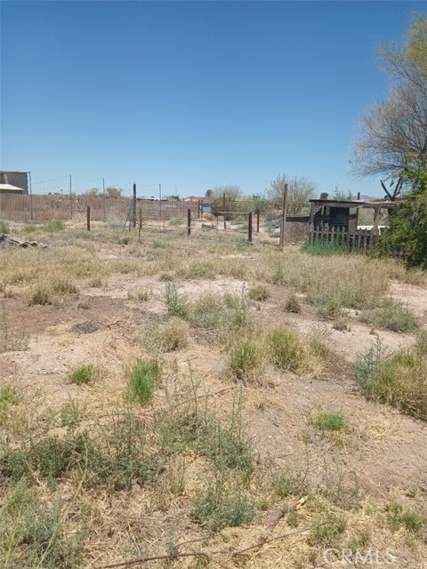 452 S Cottonwood Lane, Blythe CA: https://media.crmls.org/medias/feddeb76-09a4-4f28-8d10-dd98343ac15c.jpg