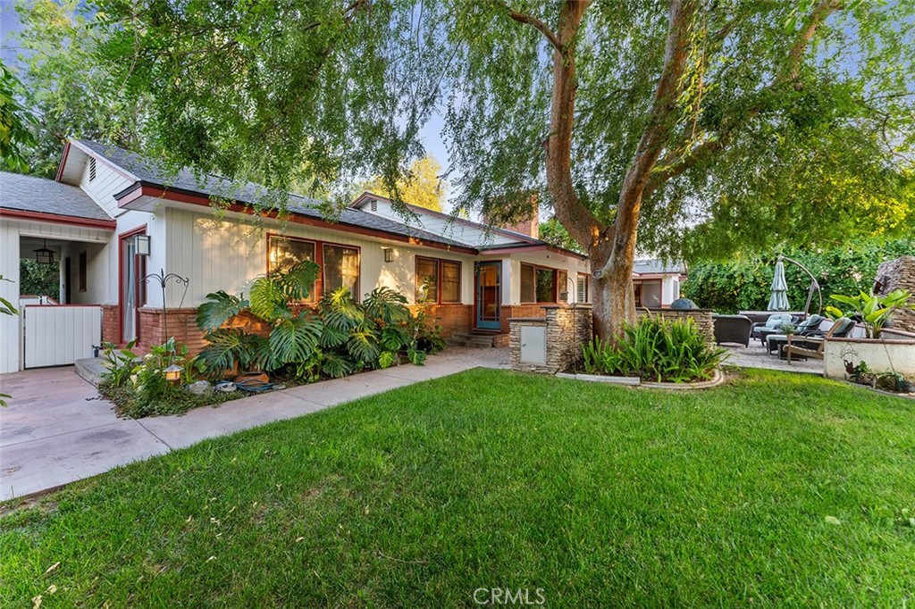1940 Arroyo Drive