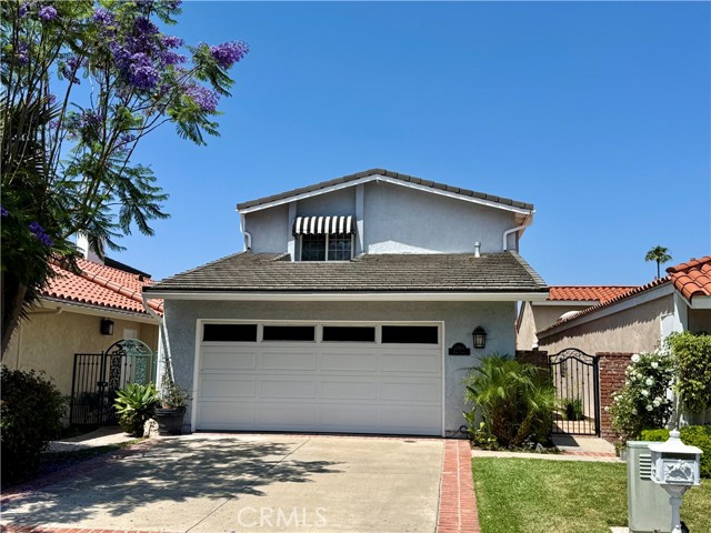 21903 Erie Lane, Lake Forest CA: https://media.crmls.org/medias/fee0c9d6-f42e-492f-92d4-9835dd423db3.jpg