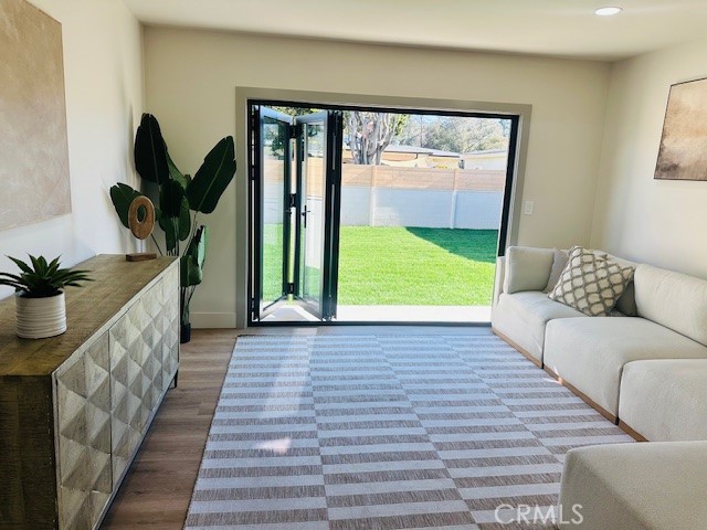 Detail Gallery Image 9 of 56 For 2440 Ostrom, Long Beach,  CA 90815 - 4 Beds | 3 Baths