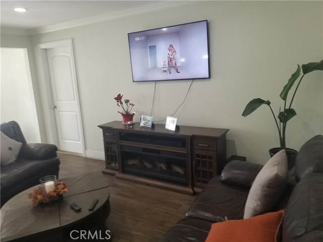 11871 162nd, Norwalk CA: https://media.crmls.org/medias/fee1019c-36e3-4ef3-8138-fffcec2bca80.jpg