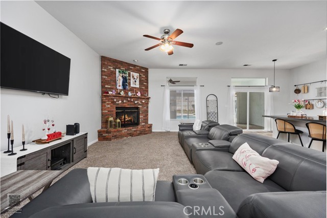 Detail Gallery Image 6 of 30 For 15503 Marty, Bakersfield,  CA 93314 - 4 Beds | 2 Baths