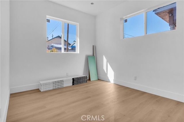 Detail Gallery Image 4 of 29 For 2843 Folsom, Los Angeles,  CA 90033 - 5 Beds | 5 Baths