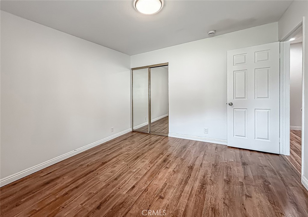 https://media.crmls.org/medias/fee1edf2-5abd-4aad-bcfb-0024183a1924.jpg?preset=X-Large