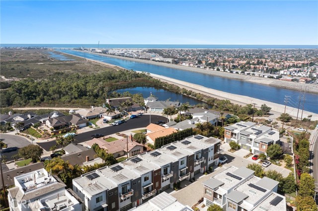 Detail Gallery Image 18 of 21 For 1273 Westreef, Costa Mesa,  CA 92627 - 3 Beds | 2/2 Baths