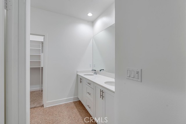 Detail Gallery Image 7 of 27 For 629 S Mosaic, Anaheim,  CA 92805 - 2 Beds | 2/1 Baths