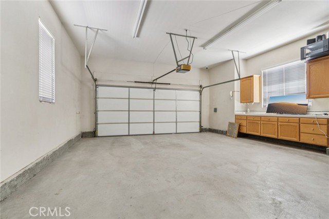 Image 50 of 62 For 16860 Rayen Street