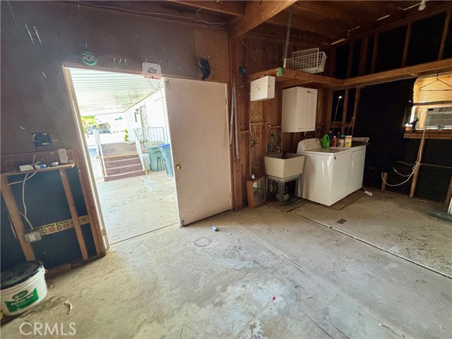 22895 Skylink Drive, Canyon Lake CA: https://media.crmls.org/medias/fee41925-05fe-4a1c-b735-80bc1299ed8a.jpg