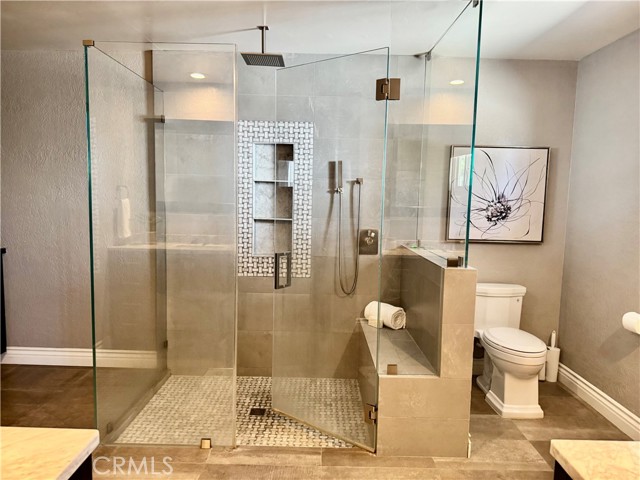 675 W Clark Street, Upland CA: https://media.crmls.org/medias/fee50969-af64-4851-a691-c1c924fe0ed1.jpg