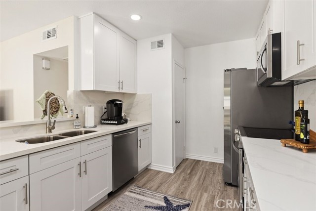 Detail Gallery Image 17 of 30 For 24122 Paseo Corona, Dana Point,  CA 92629 - 2 Beds | 2 Baths