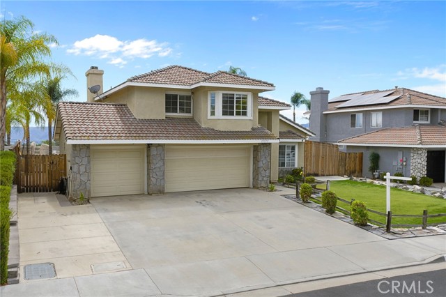 23573 Spindle Way, Murrieta CA: https://media.crmls.org/medias/fee6b2ba-c01e-4048-9d85-feb7fc14ce6c.jpg