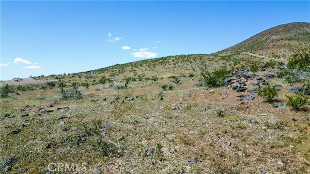 Detail Gallery Image 3 of 16 For 2 Miles, Adelanto,  CA 92301 - – Beds | – Baths