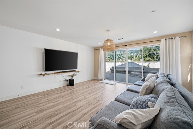 Detail Gallery Image 5 of 33 For 3898 Hayfield Loop, San Luis Obispo,  CA 93401 - 3 Beds | 3 Baths