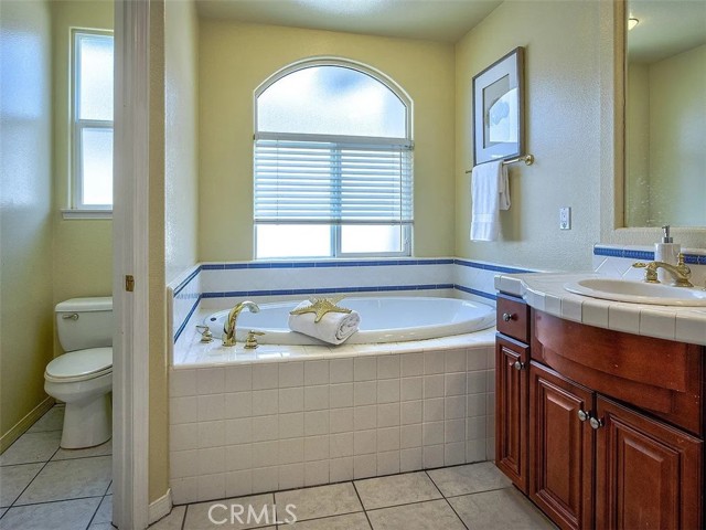Detail Gallery Image 20 of 44 For 780 Paseo De Leon, Newbury Park,  CA 91320 - 5 Beds | 3/1 Baths