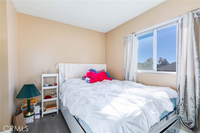 Detail Gallery Image 13 of 23 For 1329 N Elderberry Ave, Ontario,  CA 91762 - 2 Beds | 1/1 Baths