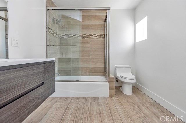 6015 Laurelgrove Avenue, North Hollywood CA: https://media.crmls.org/medias/fee896c6-f21c-42ad-b47f-c14394298d69.jpg
