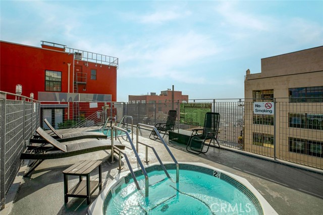 Detail Gallery Image 9 of 17 For 746 S Los Angeles St #1009,  Los Angeles,  CA 90014 - 0 Beds | 1 Baths