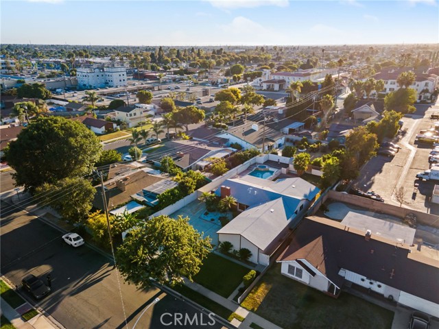 645 S Archer Street, Anaheim CA: https://media.crmls.org/medias/fee9bd53-bc2a-4ae9-b414-d0c71545bce5.jpg