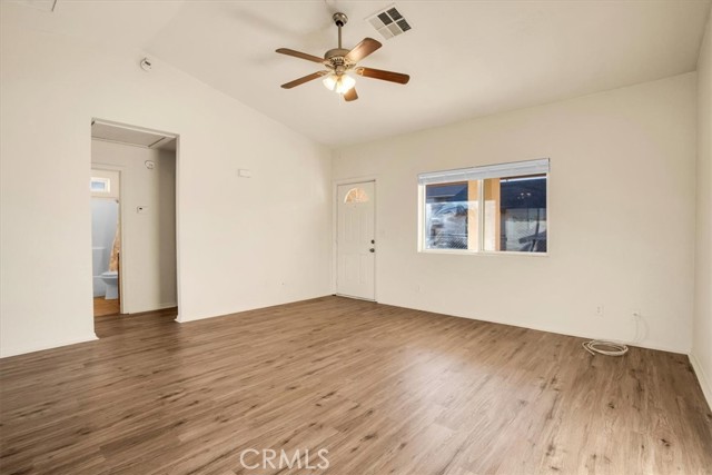 60803 Division Street, Joshua Tree CA: https://media.crmls.org/medias/fee9c771-06c0-419a-8427-4dac820ef8e5.jpg