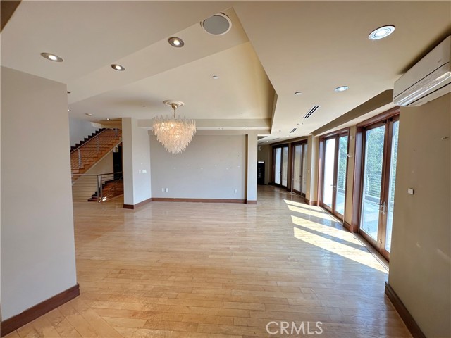 5077 Schumacher Road, Calabasas CA: https://media.crmls.org/medias/fee9dc55-2192-47f7-b2a4-aced4ea8d01d.jpg