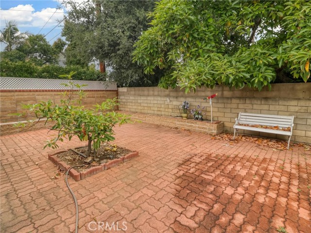 540 Hacienda Drive, Monrovia CA: https://media.crmls.org/medias/fee9e89d-47c8-42c6-ba8d-fb42a533f7e2.jpg