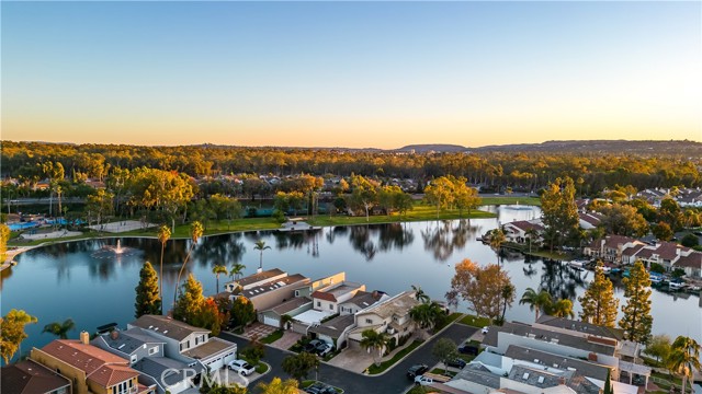 Front Image Thumbnail for CROC26088776