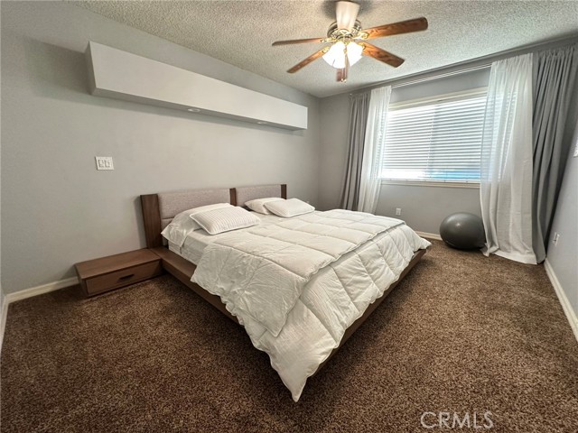 Detail Gallery Image 8 of 33 For 3623 Redlands, Bakersfield,  CA 93306 - 3 Beds | 2 Baths