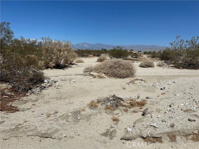 0 18th, Desert Hot Springs CA: https://media.crmls.org/medias/feeacc6a-f01e-4055-83ee-bd56998f58bb.jpg