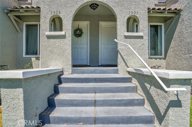 Detail Gallery Image 35 of 38 For 1301 S Hudson Ave, Los Angeles,  CA 90019 - 2 Beds | 2 Baths