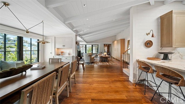 Detail Gallery Image 17 of 45 For 27 Emerald Bay, Laguna Beach,  CA 92651 - 4 Beds | 5/1 Baths