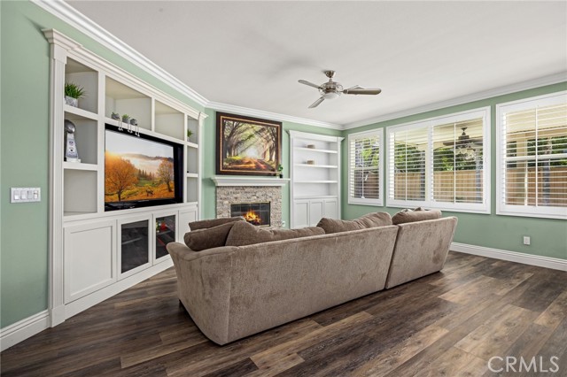 Detail Gallery Image 12 of 57 For 35319 Trailside Dr, Lake Elsinore,  CA 92532 - 4 Beds | 3 Baths