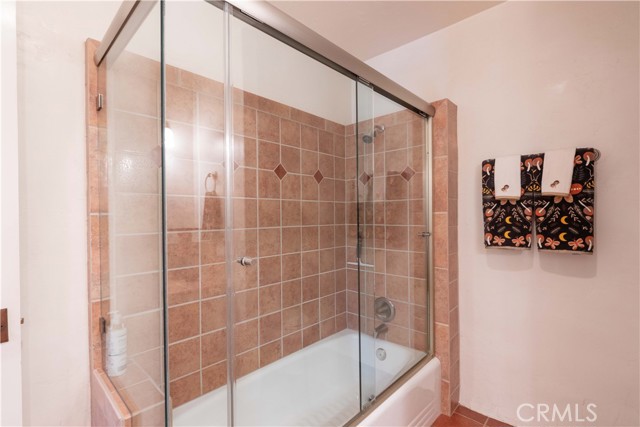 1615 Halsey Street, Redlands CA: https://media.crmls.org/medias/feeb953c-93af-4bf4-8881-3a95d3907cb1.jpg