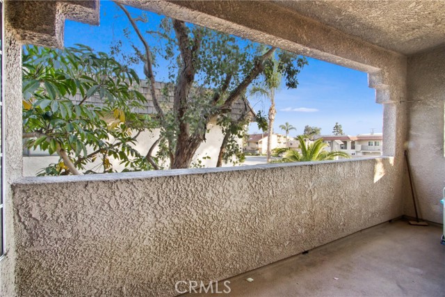 Detail Gallery Image 17 of 19 For 4561 Warner Ave #204,  Huntington Beach,  CA 92649 - 3 Beds | 2 Baths