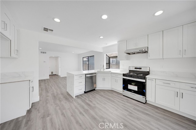 6289 Sunny Meadow Lane, Chino Hills CA: https://media.crmls.org/medias/feecbe8d-8e91-4245-9ef9-bf6553cebb57.jpg