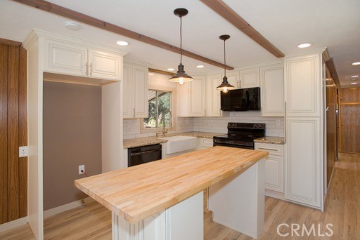 Detail Gallery Image 1 of 38 For 2820 Polar Way, –,  CA 93225 - 2 Beds | 1 Baths