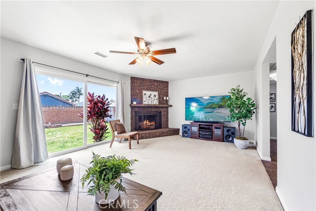 Detail Gallery Image 9 of 54 For 6222 Shawnee Road, Westminster,  CA 92683 - 3 Beds | 2 Baths